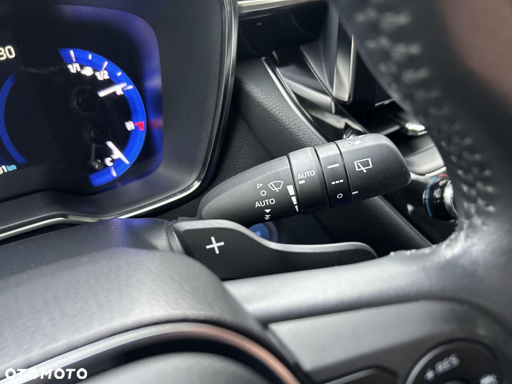 Toyota Corolla 2.0 Hybrid Comfort - 16