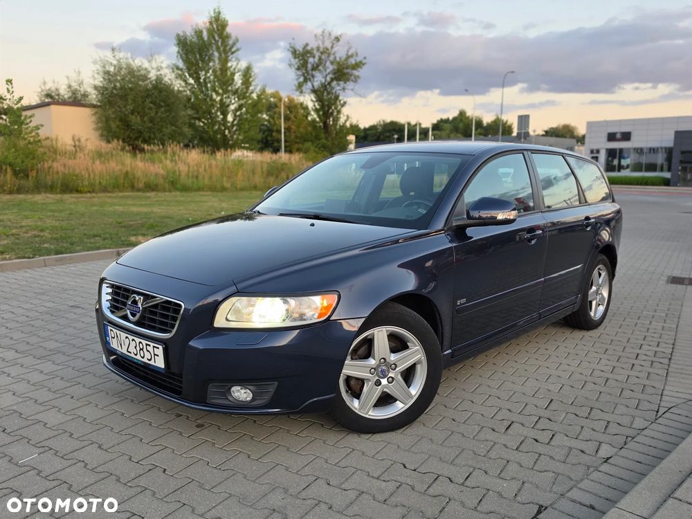 Volvo V50 - 2