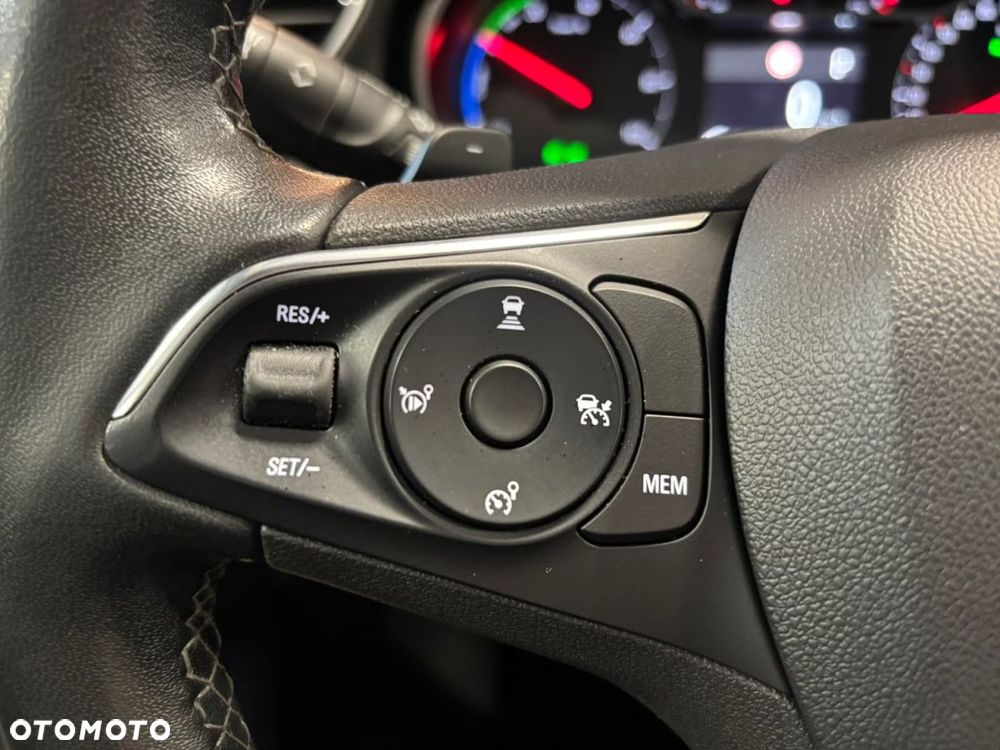 Opel Grandland X Plug-in-Hybrid4 1.6 DI Start/Stop Ultimate - 18