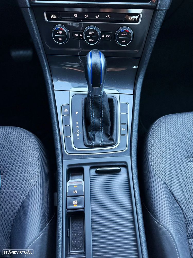 VW e-Golf Standard - 18