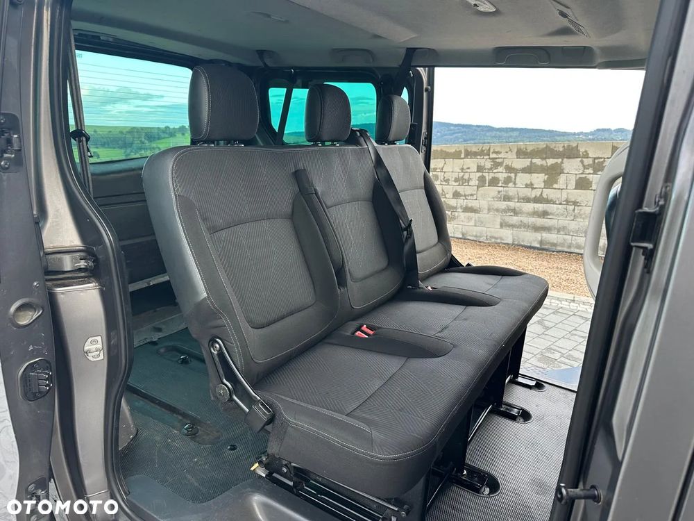 Renault Trafic - 15