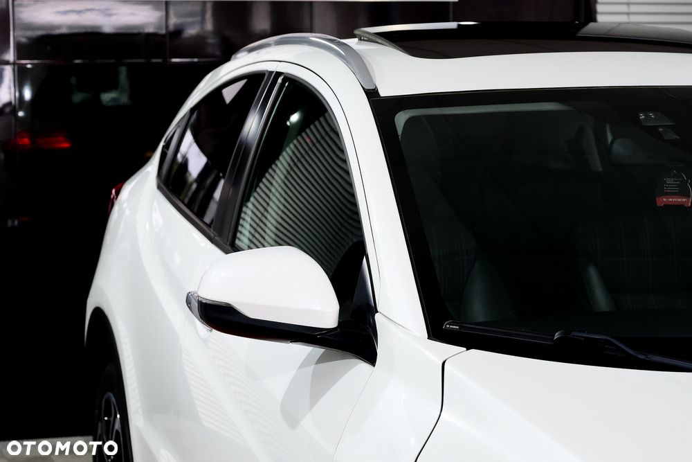 Honda HR-V 1.5 i-VTEC CVT Executive - 38