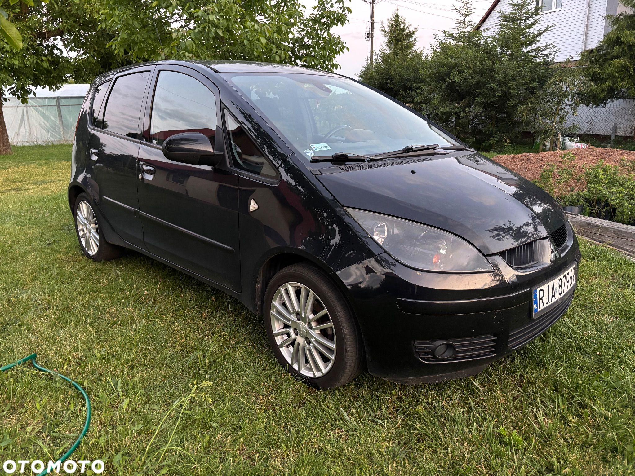 Mitsubishi Colt 1.3 Inform - 1