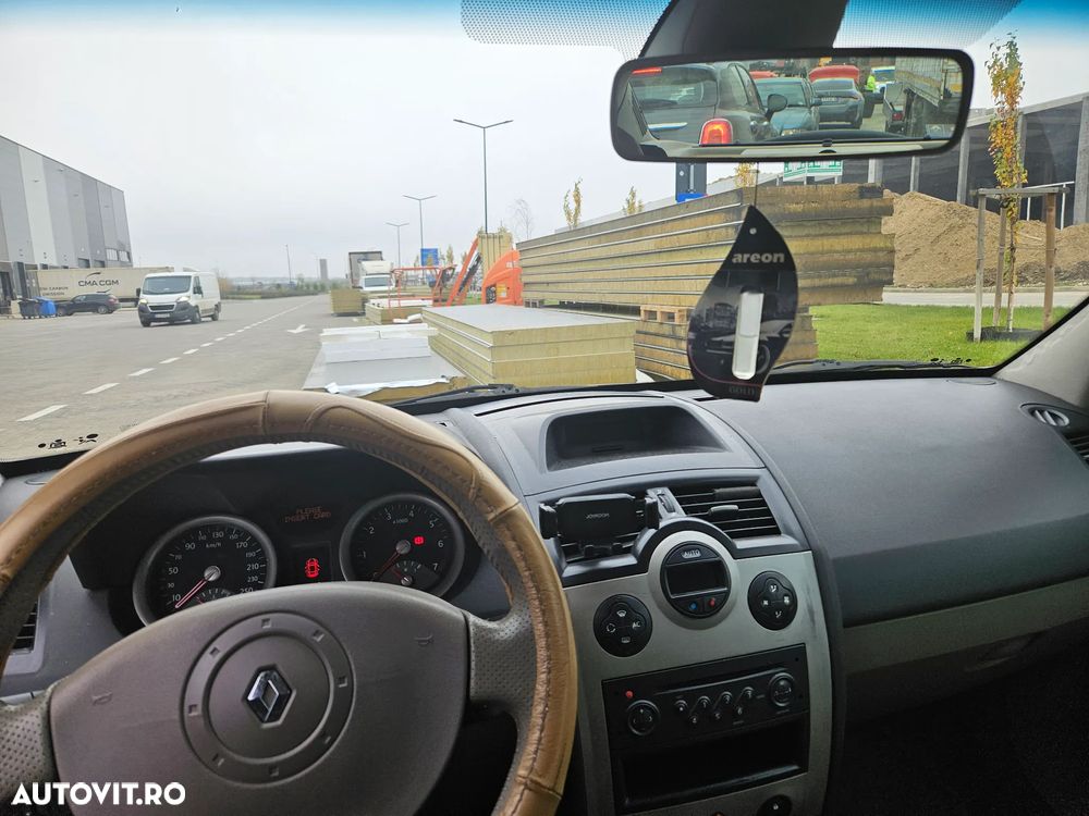 Renault Megane - 2