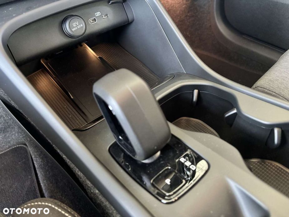 Volvo XC 40 B3 Core - 8