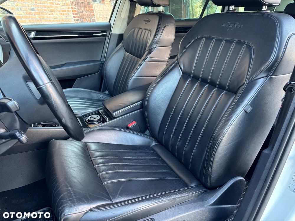 Skoda Superb 2.0 TDI SCR L&K DSG - 22