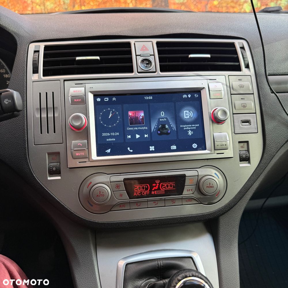 Ford Kuga - 13