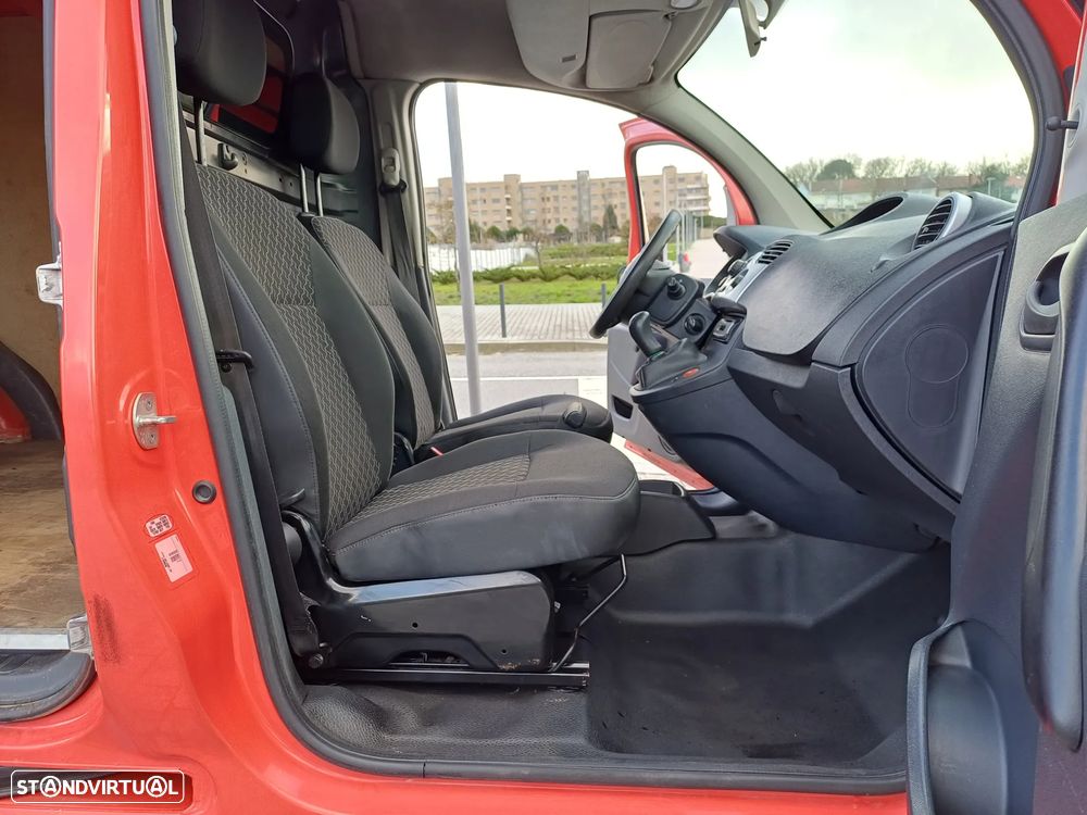 Renault KANGOO MAXI 1.5 DCI 90 CV - NACIONAL - 1 DONO - 29