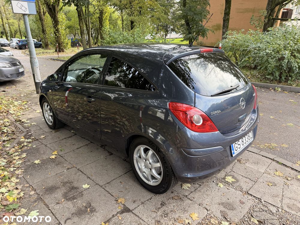 Opel Corsa - 4