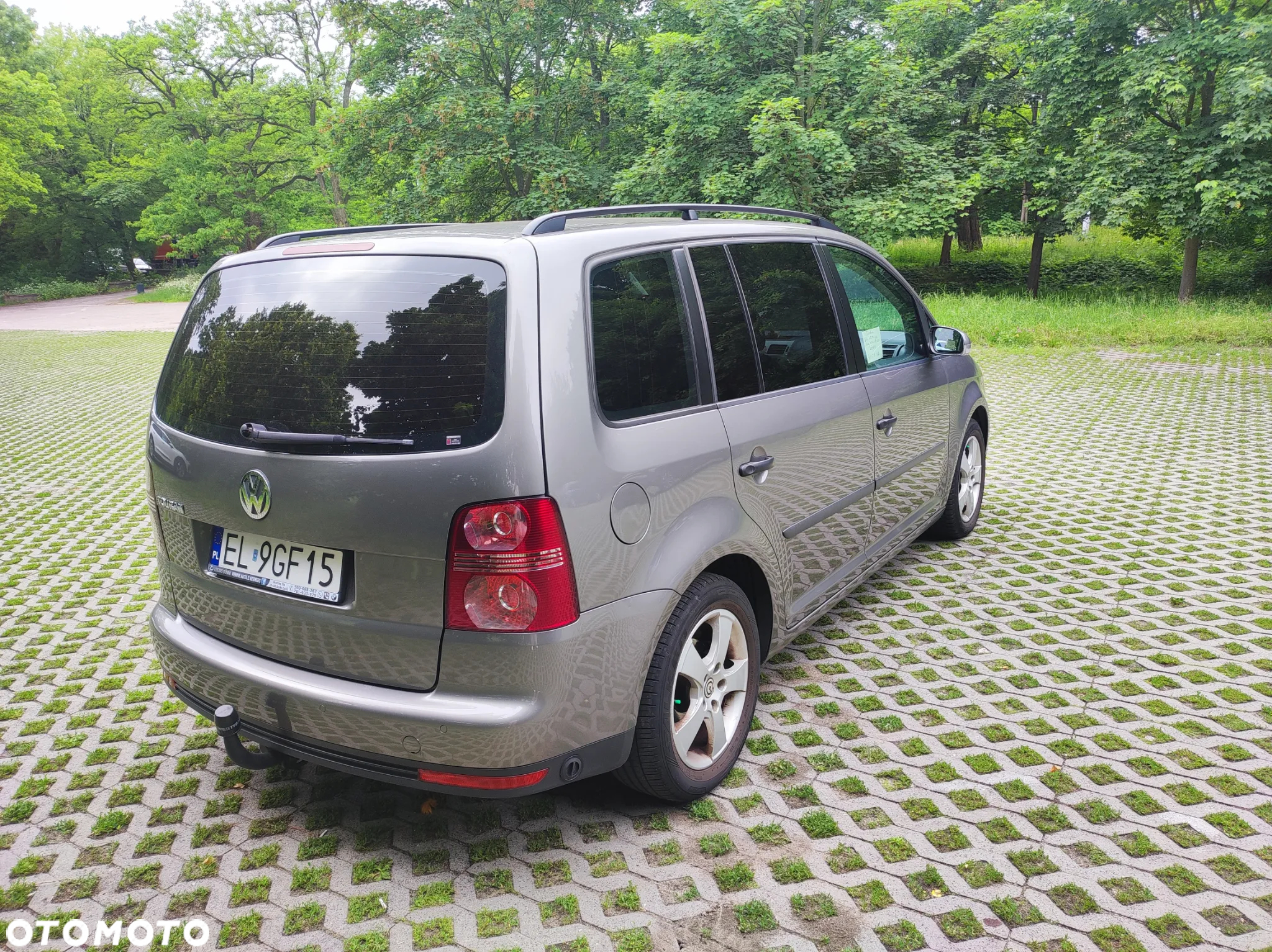 Volkswagen Touran - 5