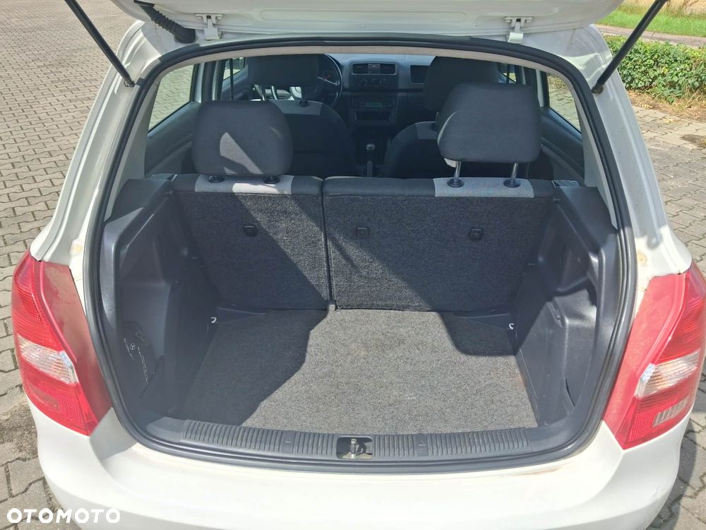 Skoda Fabia - 6