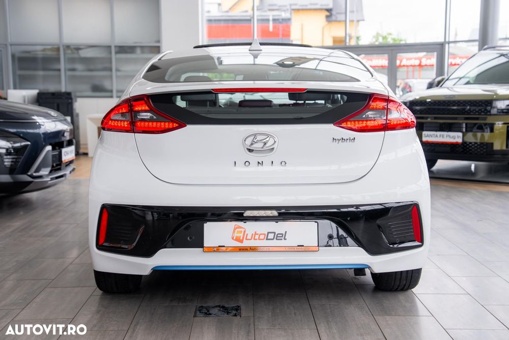 Hyundai IONIQ 1.6 GDI Premium - 12