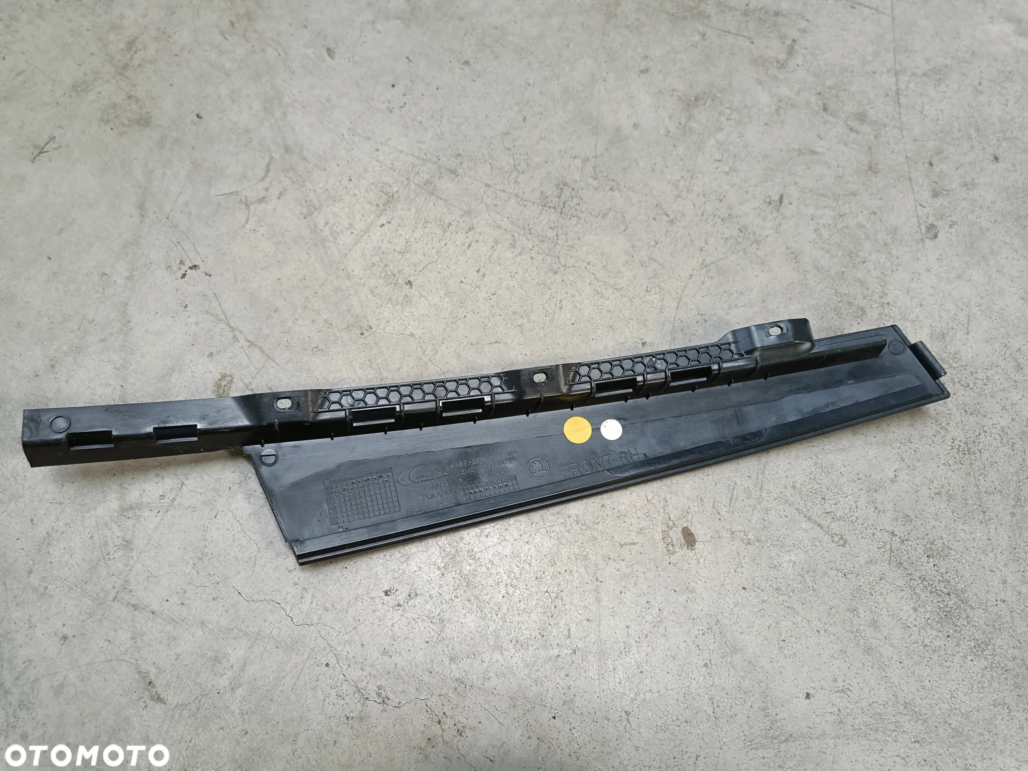 Listwa Drzwi Prawych Przednich Skoda Superb 3 III Prawy Przód 3V0837902 - 6