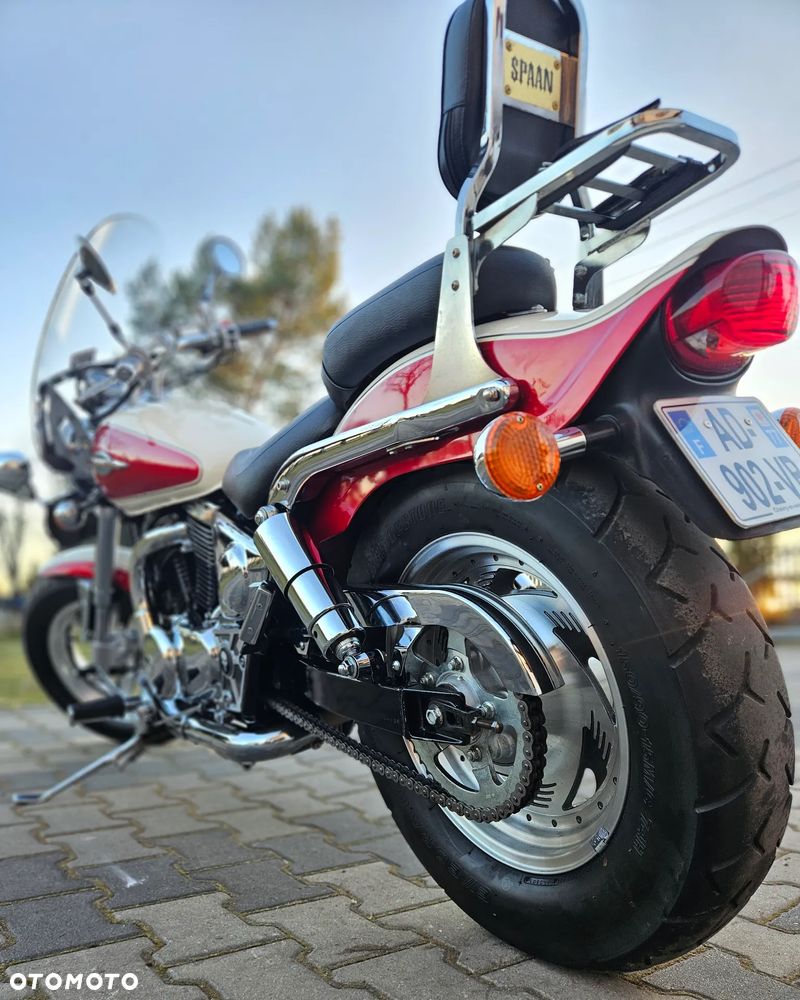 Suzuki Marauder - 13