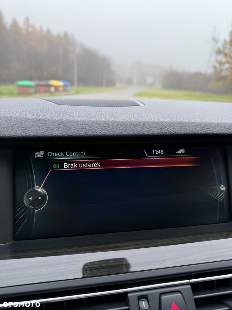 BMW Seria 5 525d xDrive Touring Sport-Aut Modern Line - 33