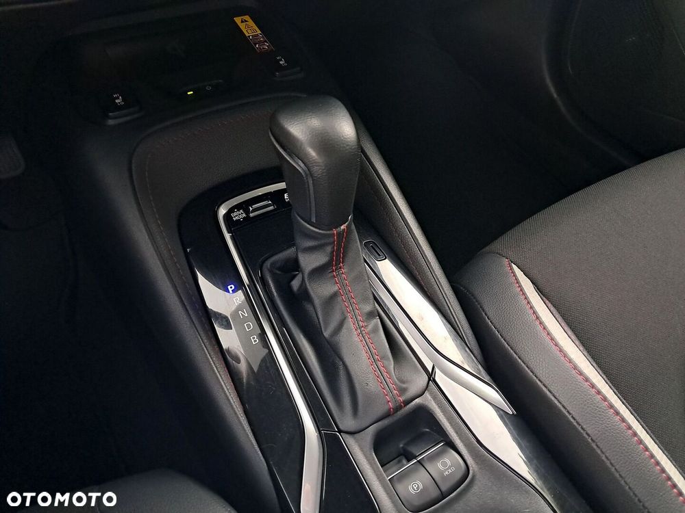 Toyota Corolla 1.8 Hybrid GR Sport Dynamic - 27