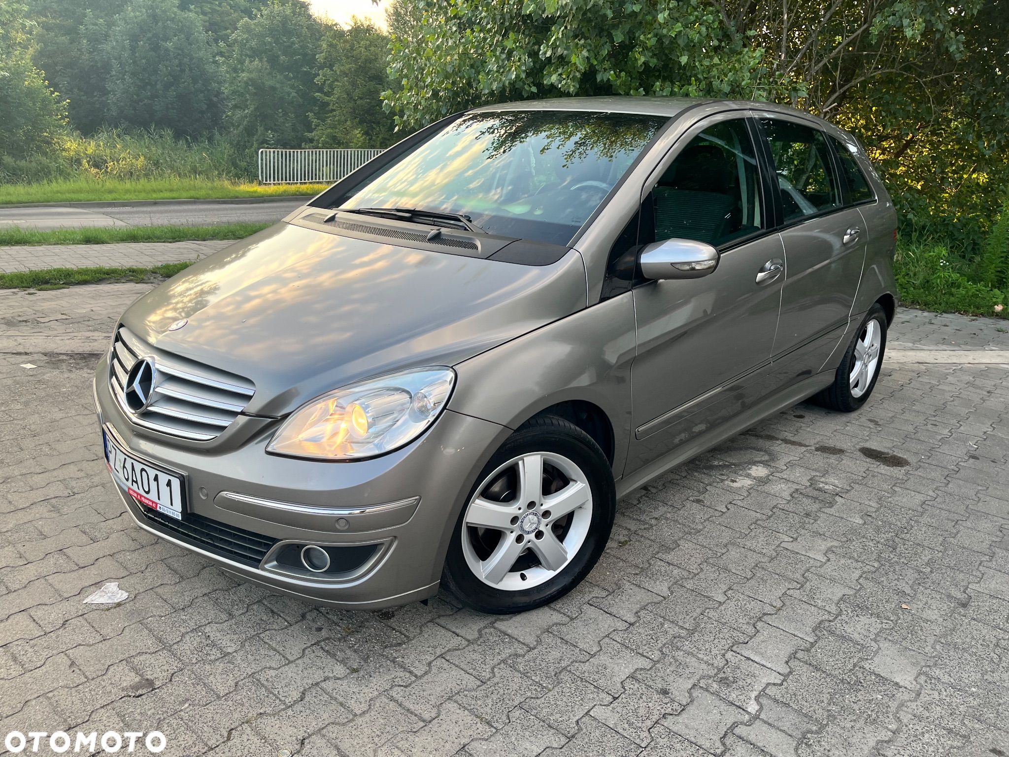 Mercedes-Benz Klasa B - 1