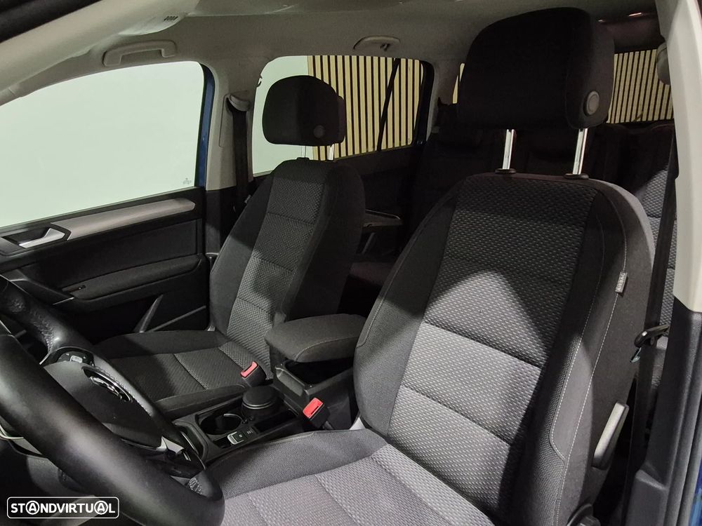 VW Touran 1.6 TDI Highline DSG - 9