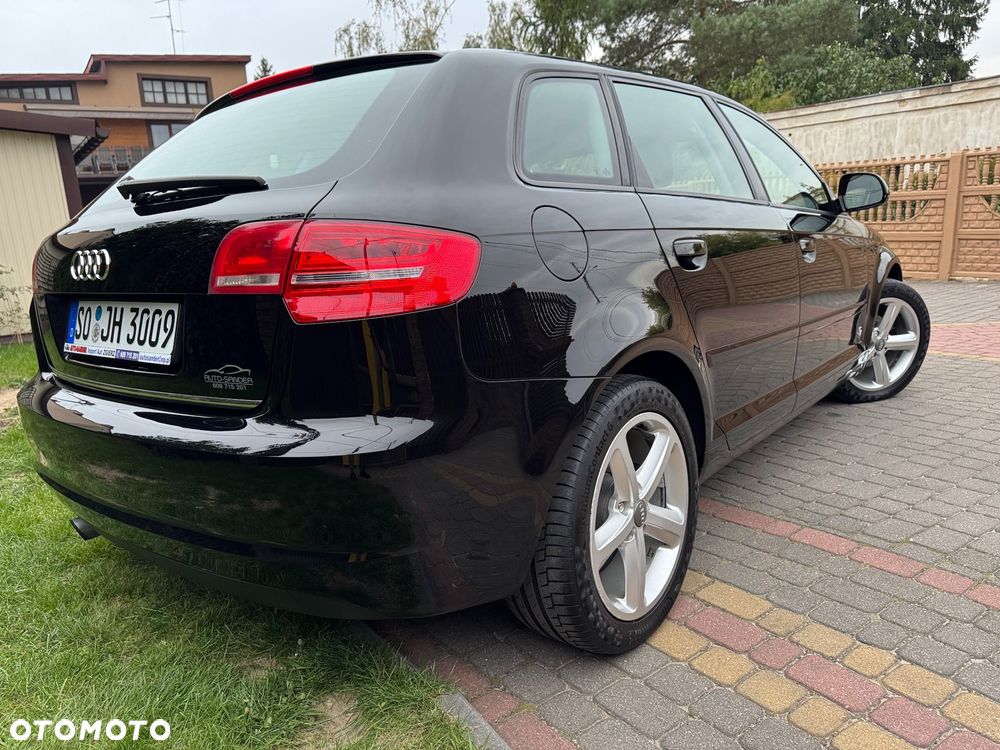 Audi A3 Sportback - 6