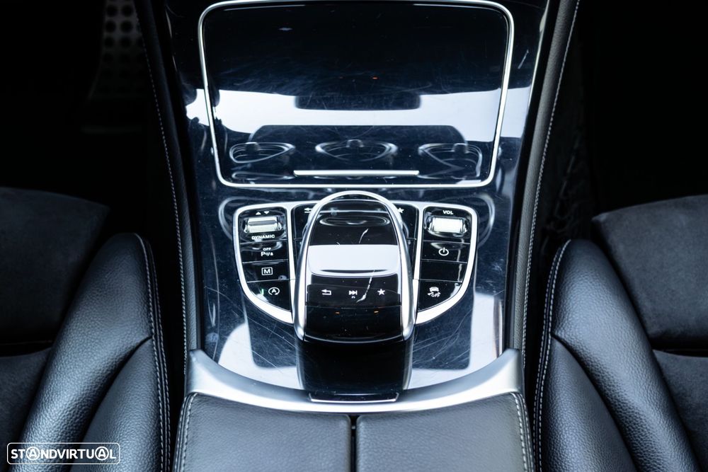 Mercedes-Benz GLC 250 d AMG Line 4-Matic - 24