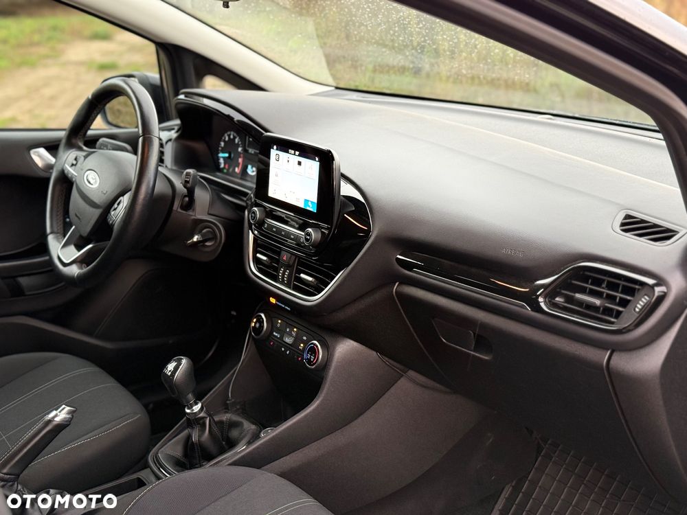 Ford Fiesta 1.0 EcoBoost Titanium - 34