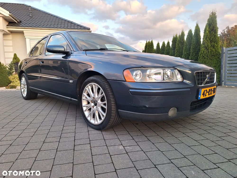 Volvo S60 2.4 Momentum - 6