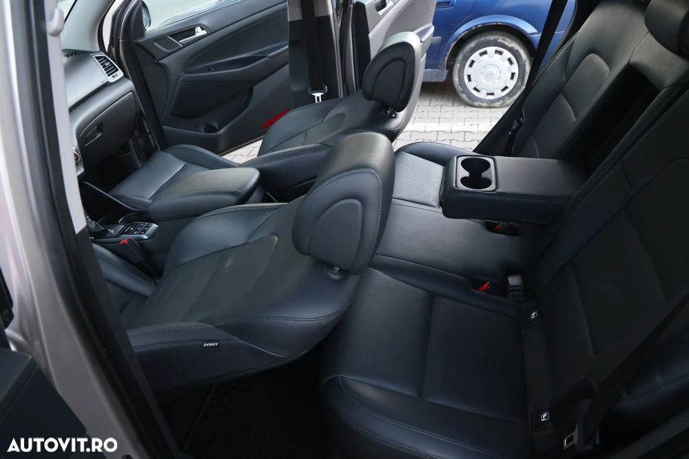Hyundai Tucson 2.0 CRDI 4WD Automatik Style - 6