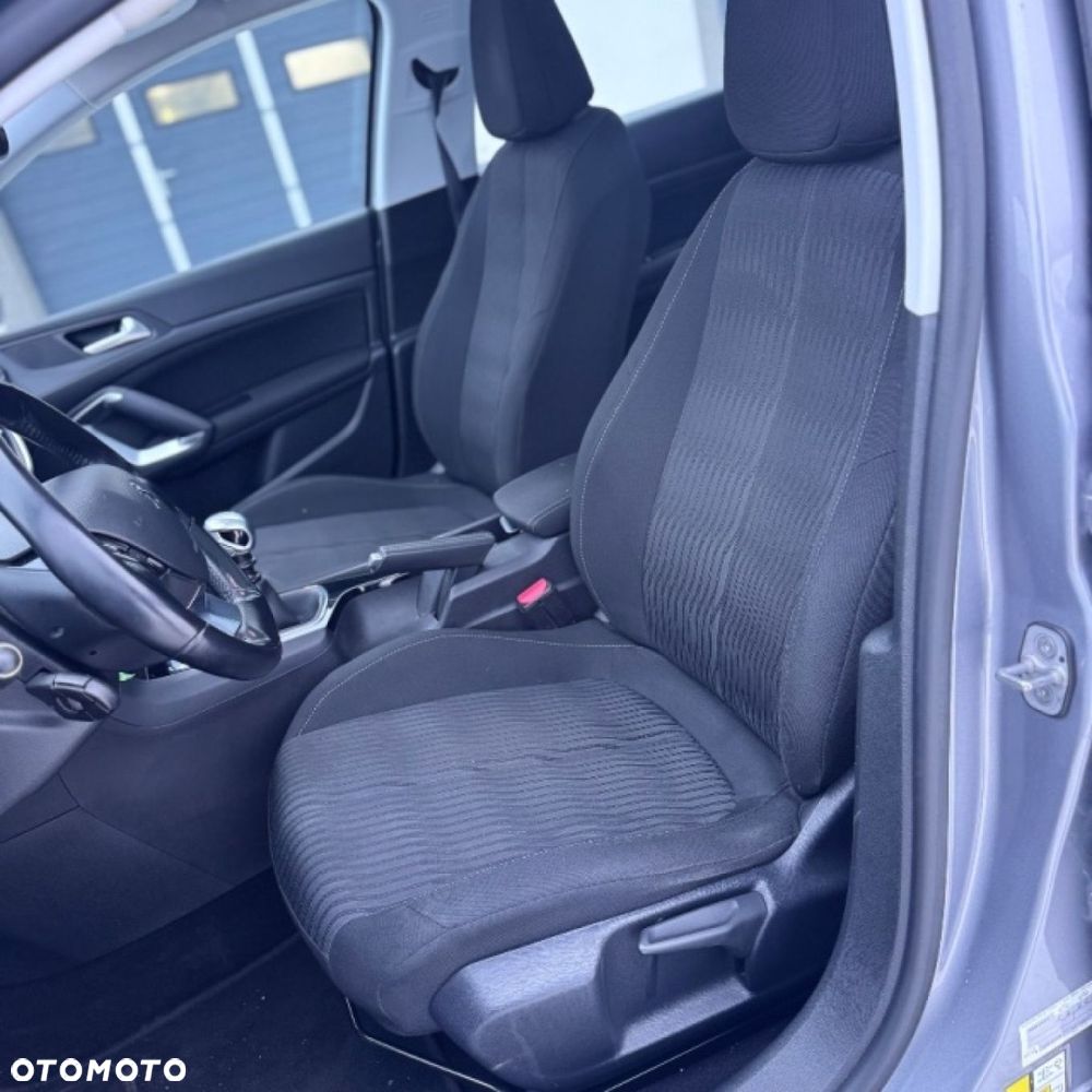 Peugeot 308 - 22