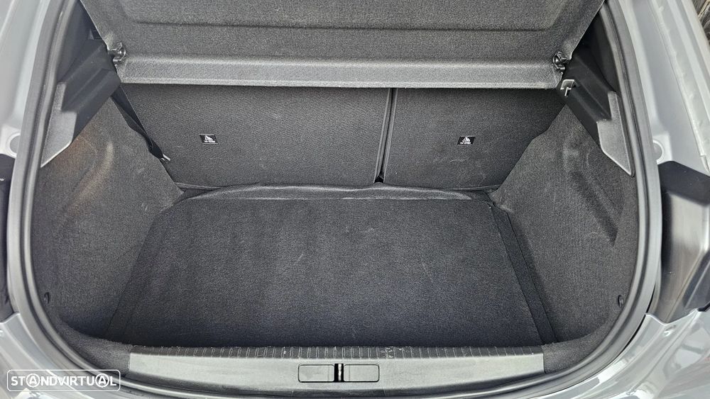 Peugeot 208 1.2 Hybrid Allure e-DCS6 - 41