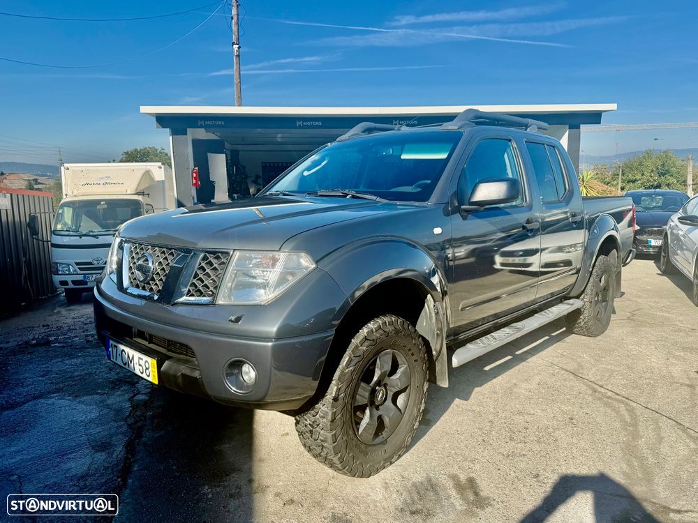 Nissan Navara 2.5 dCi CD LE Prem.+BDT AT - 26