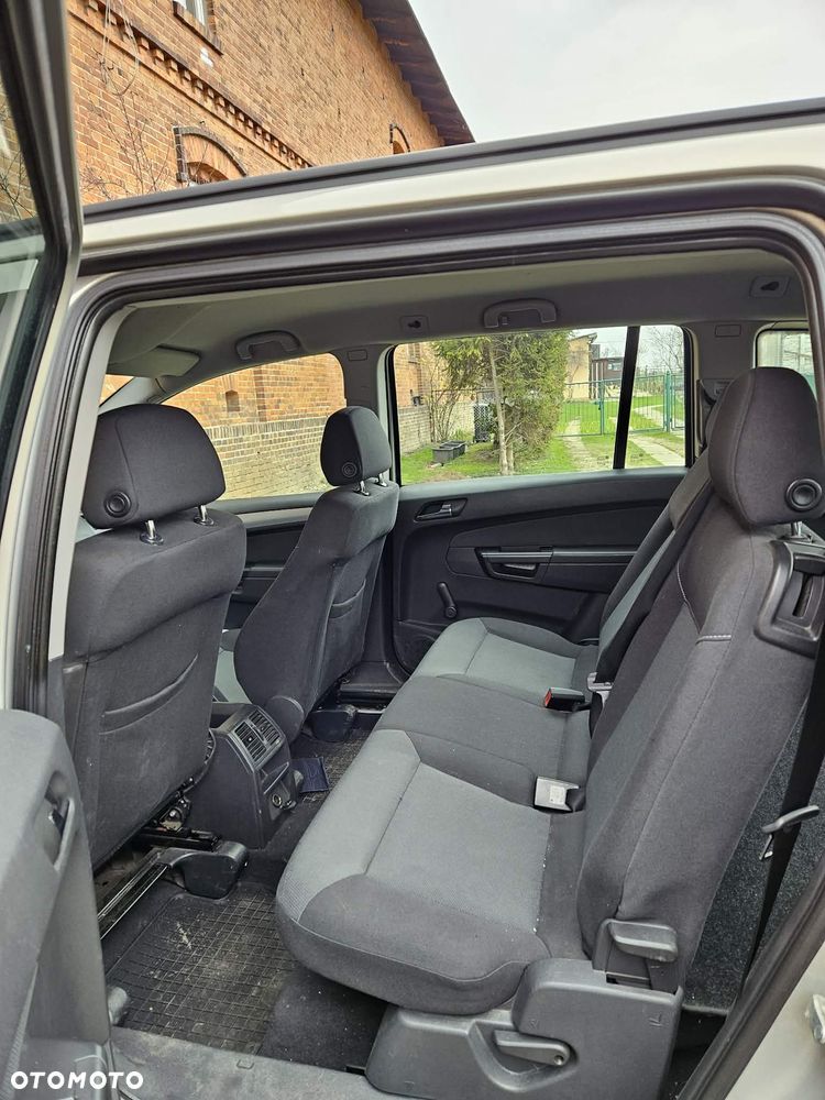 Opel Zafira 1.9 CDTI Cosmo - 16