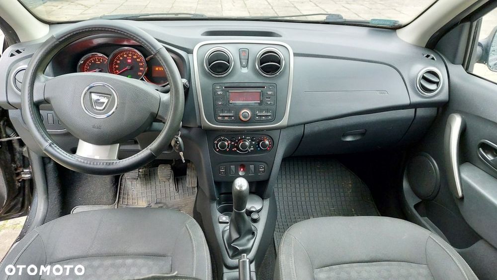 Dacia Sandero - 13