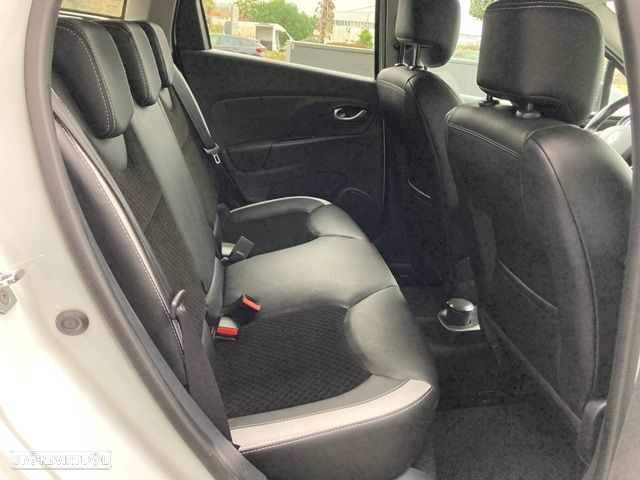 Renault Clio Sport Tourer (Energy) TCe 90 Bose Edition - 35