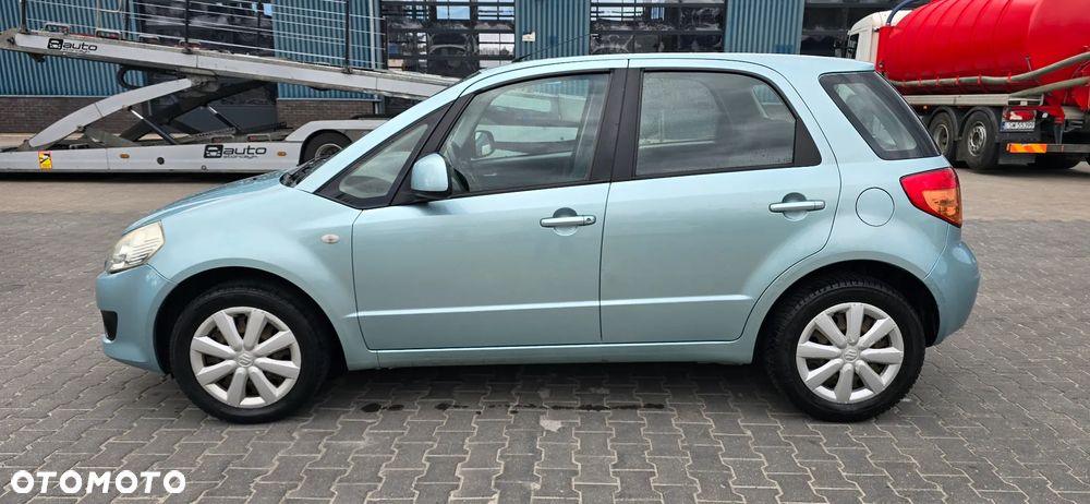 Suzuki SX4 1.6 VVT 4x2 Comfort Dance - 16