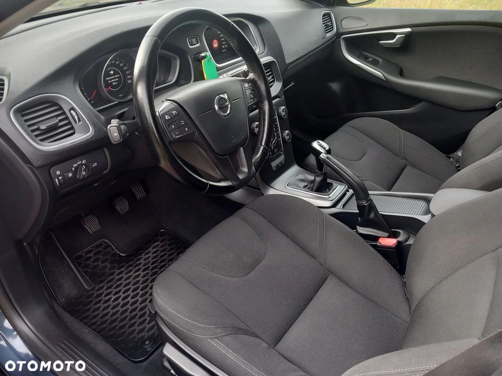 Volvo V40 D2 Kinetic - 7
