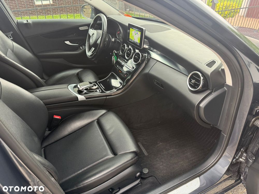 Mercedes-Benz Klasa C 200 (BlueTEC) d 7G-TRONIC Exclusive - 10