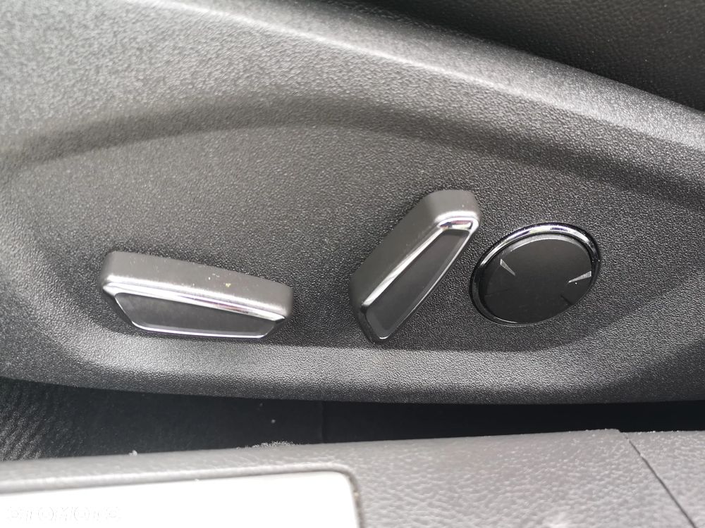 Ford Mondeo 2.0 TDCi STart-Stopp PowerShift-Aut Titanium - 23