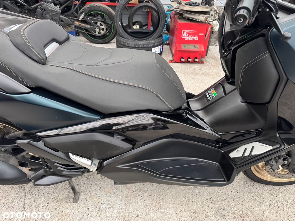 Yamaha X-max - 32