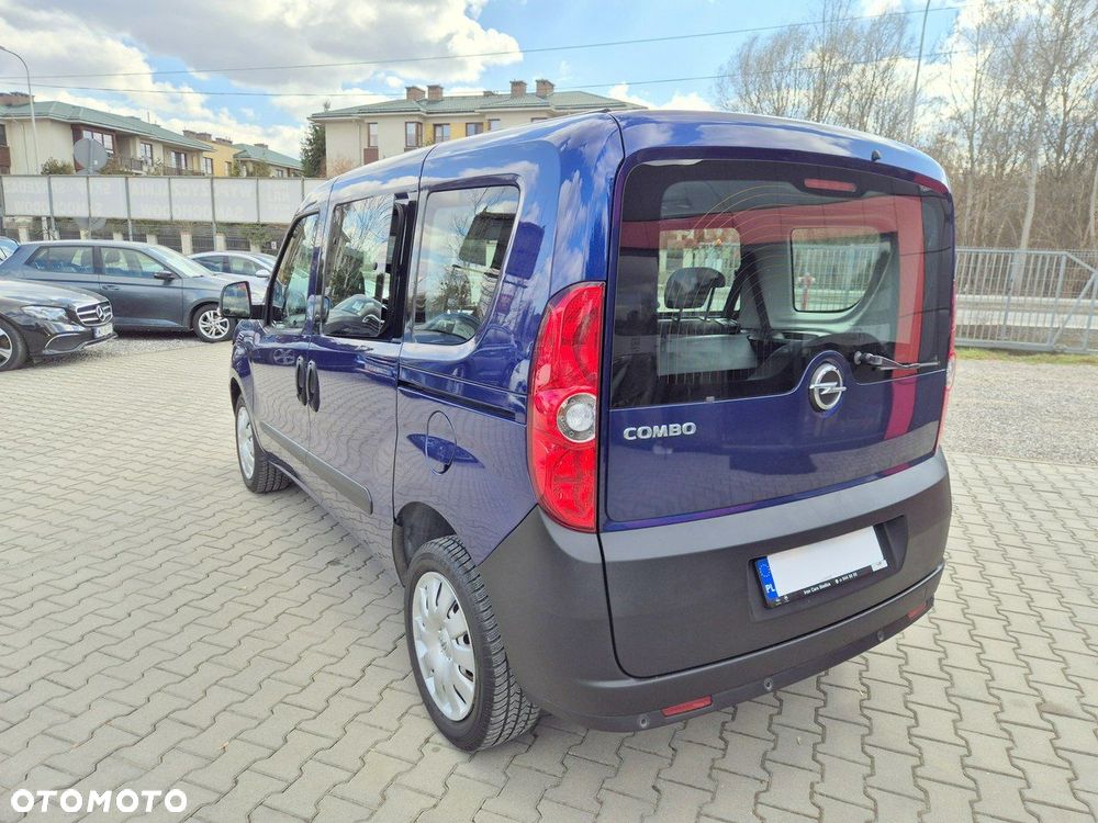 Opel Combo 1.4 Enjoy Eu6 - 9