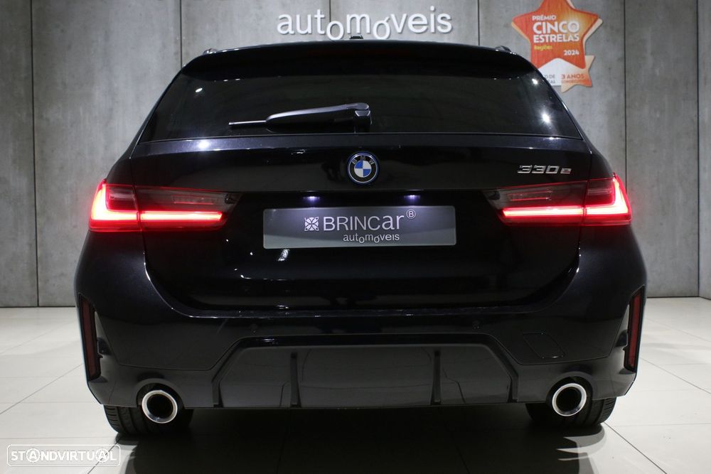 BMW 330 e Pack Desportivo M Auto - 6