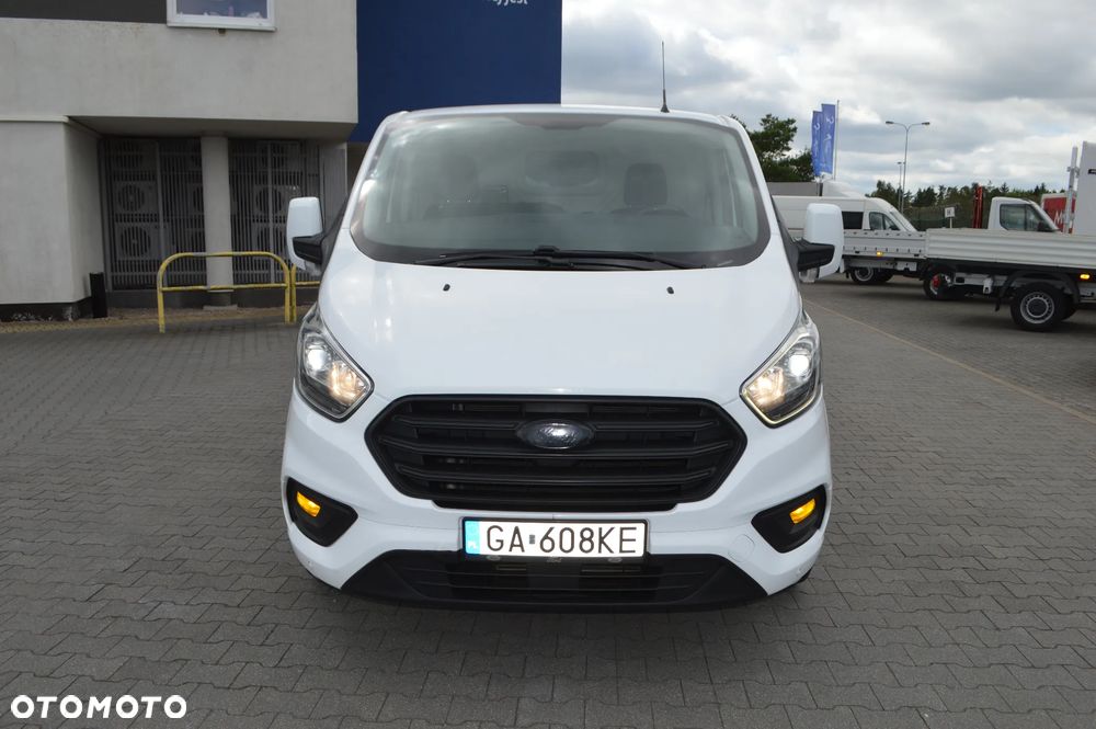 Ford Transit Custom - 9