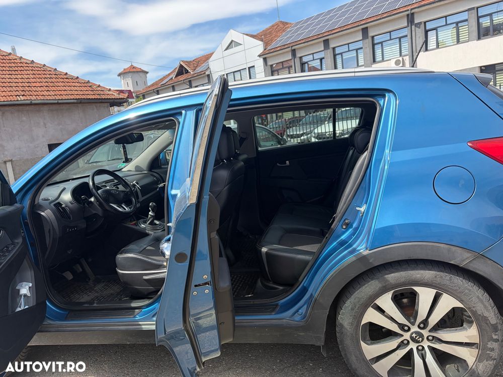 Kia Sportage 2.0 CRDI 184 4WD Fifa World Cup Edition - 5