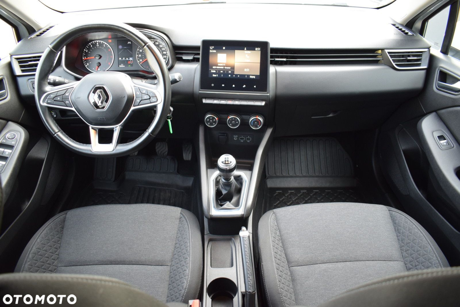 Renault Clio - 14
