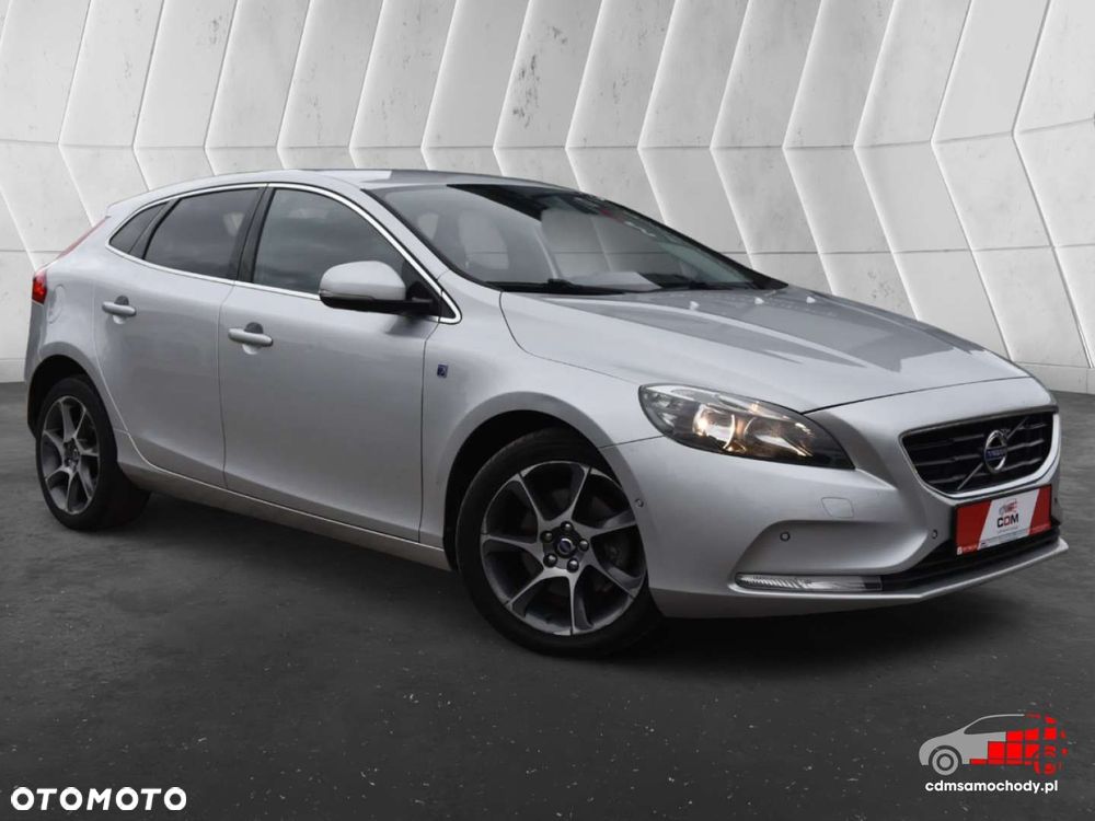 Volvo V40 - 2