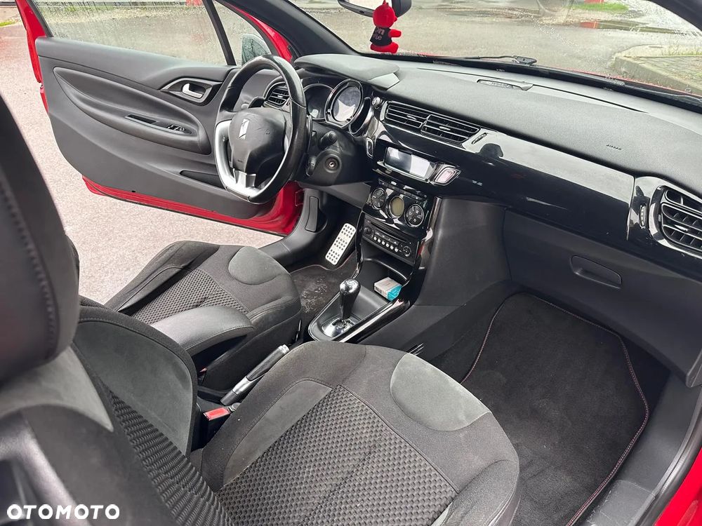 Citroën DS3 Cabrio e-HDi 90 FAP EGS6 SoChic - 20
