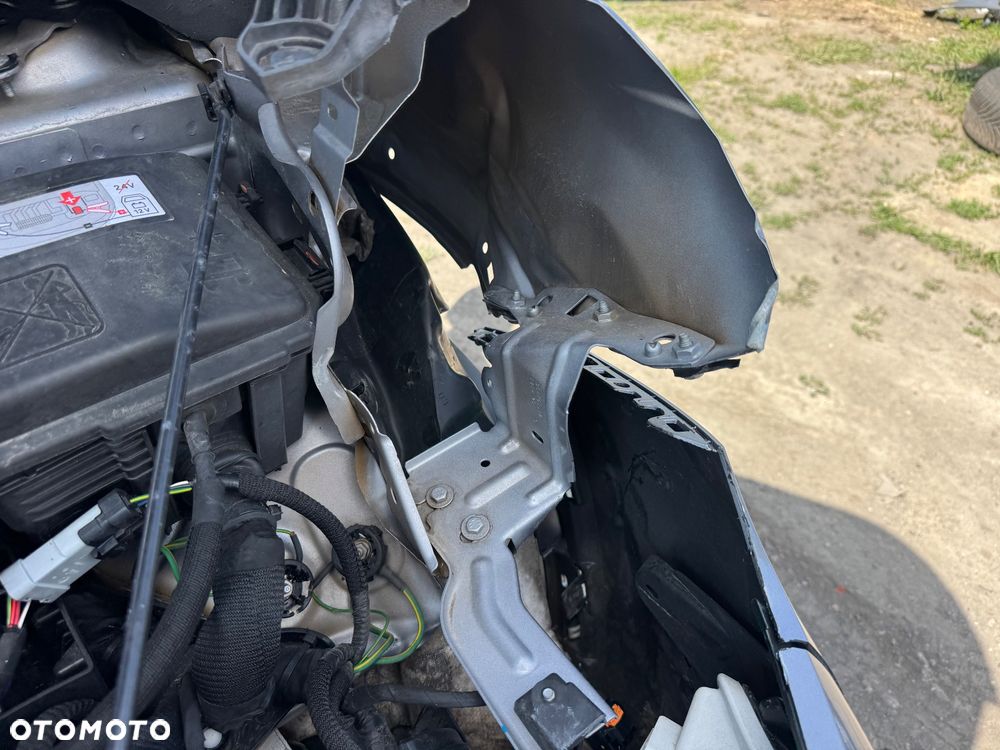 Peugeot 2008 BlueHDi 100 STOP & START Active - 34
