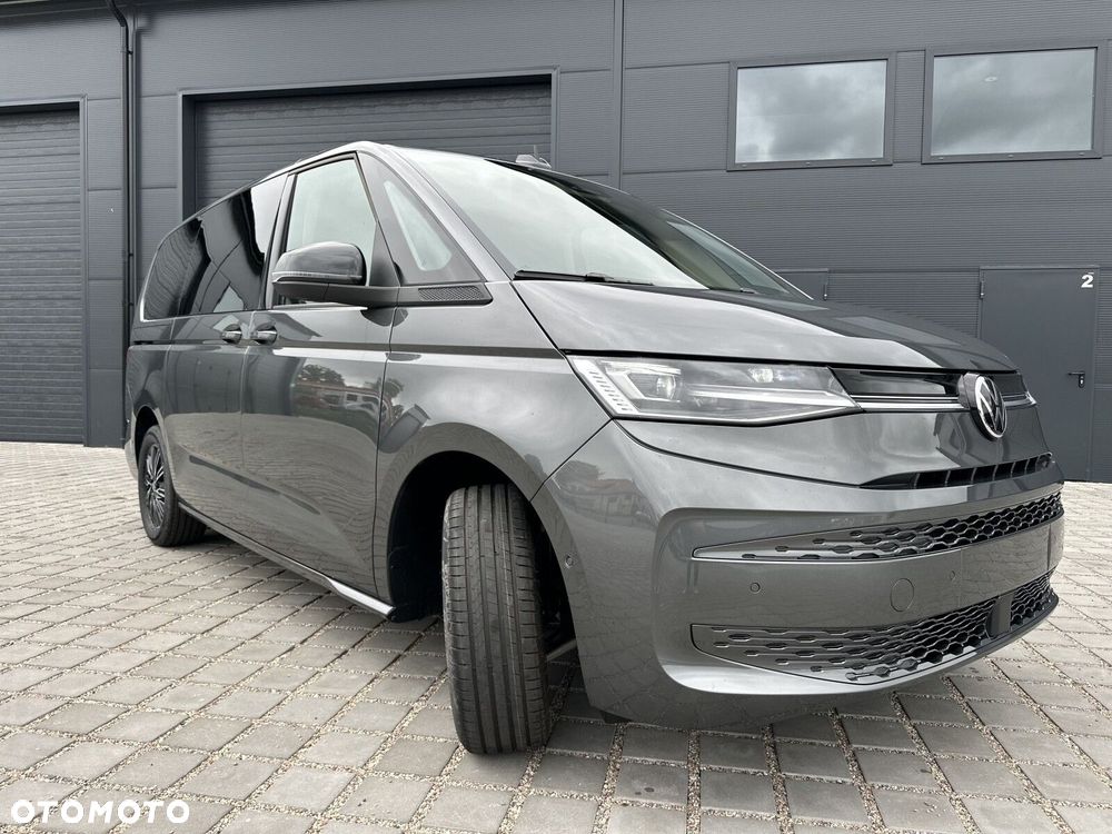 Volkswagen Multivan - 32