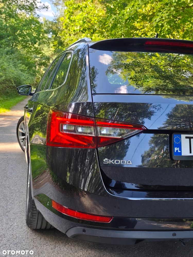 Skoda Superb 2.0 TDI 4x4 Ambition DSG - 22