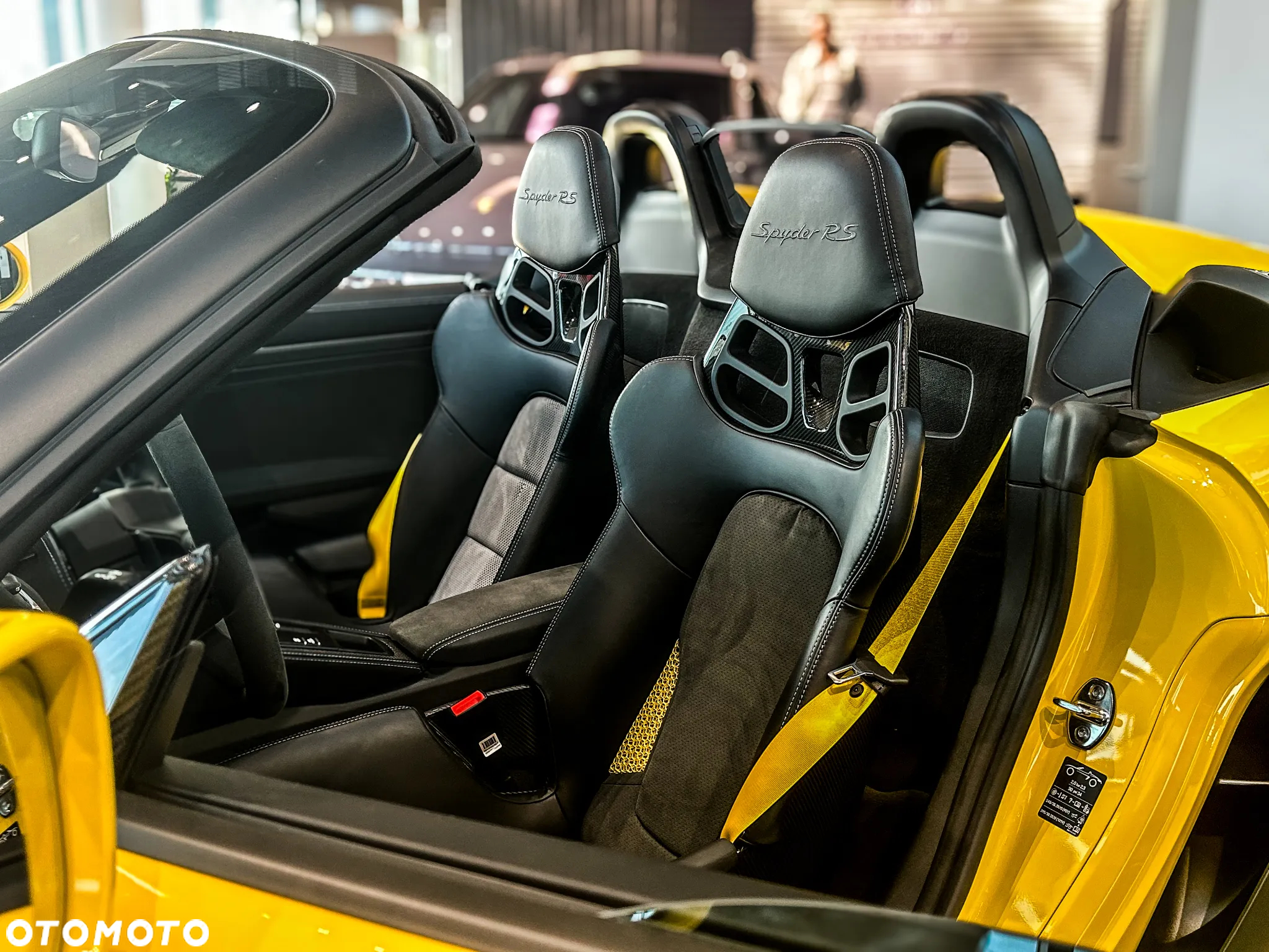 Porsche 718 Boxster Spyder RS - 13