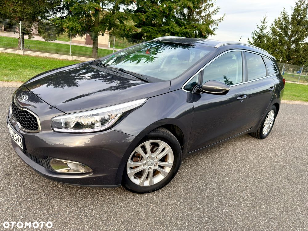 Kia Ceed 1.6 GDI Platinum Edition - 5